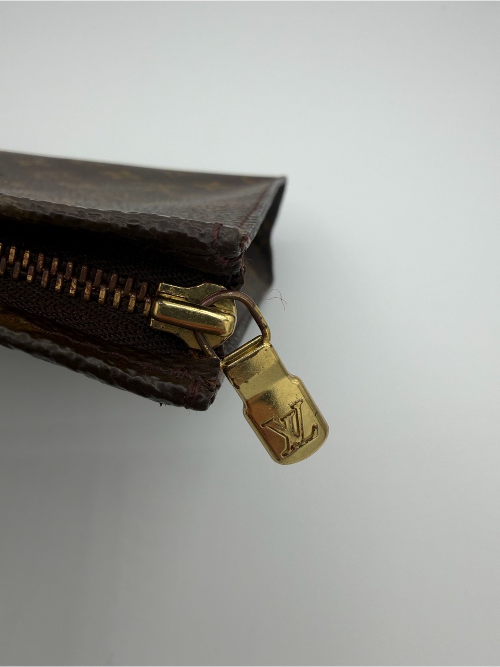 Louis Vuitton Monogram Canvas Pouch/ clutch in Brown - Picture 3 of 7